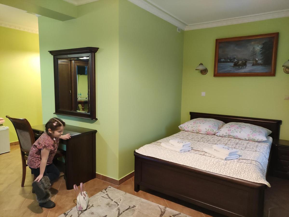 Bed and Breakfast Dwor Bartnika à Narewka Extérieur photo